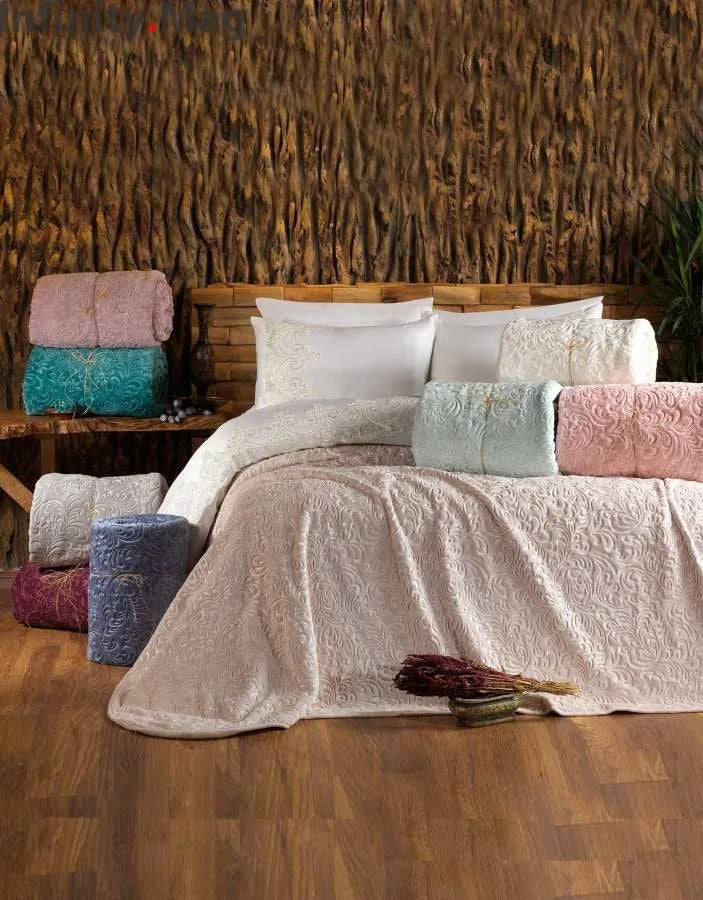 Patura Embosata cocolino ecru floral 200x220cm